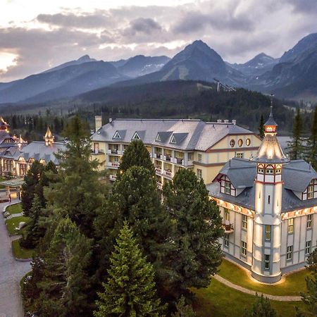Grand Hotel Kempinski High Tatras Strbske Pleso Exterior foto