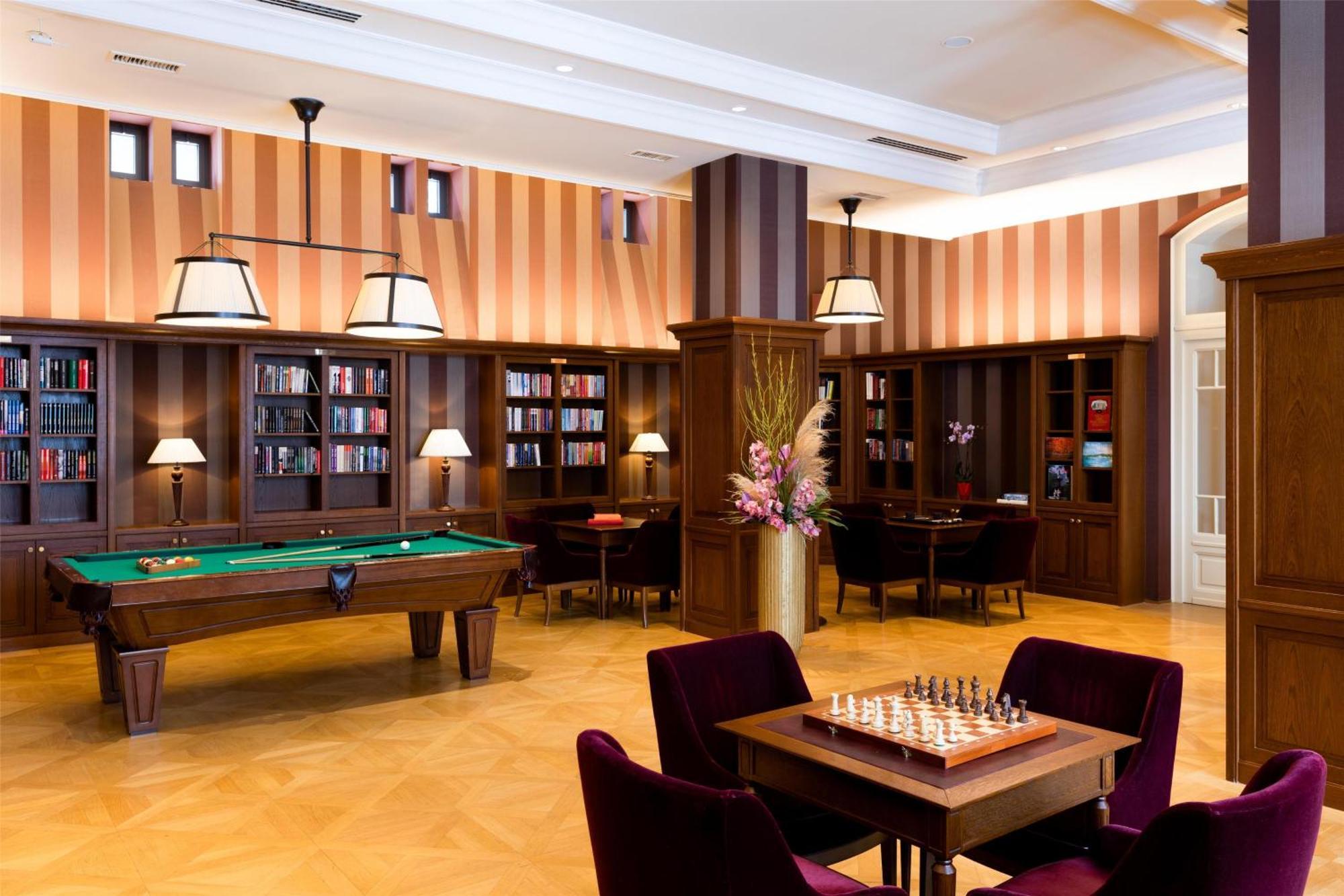 Grand Hotel Kempinski High Tatras Strbske Pleso Exterior foto