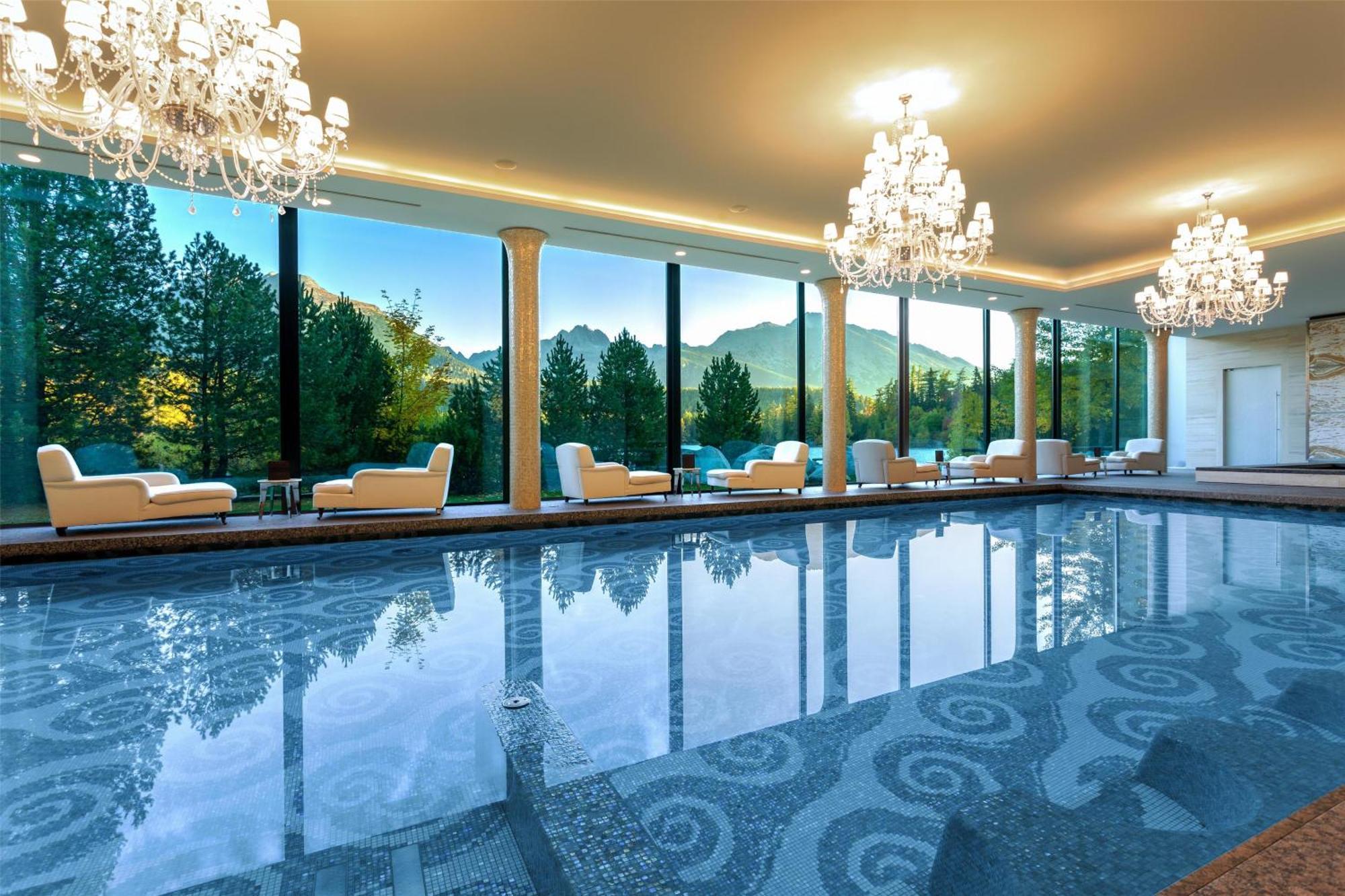 Grand Hotel Kempinski High Tatras Strbske Pleso Exterior foto
