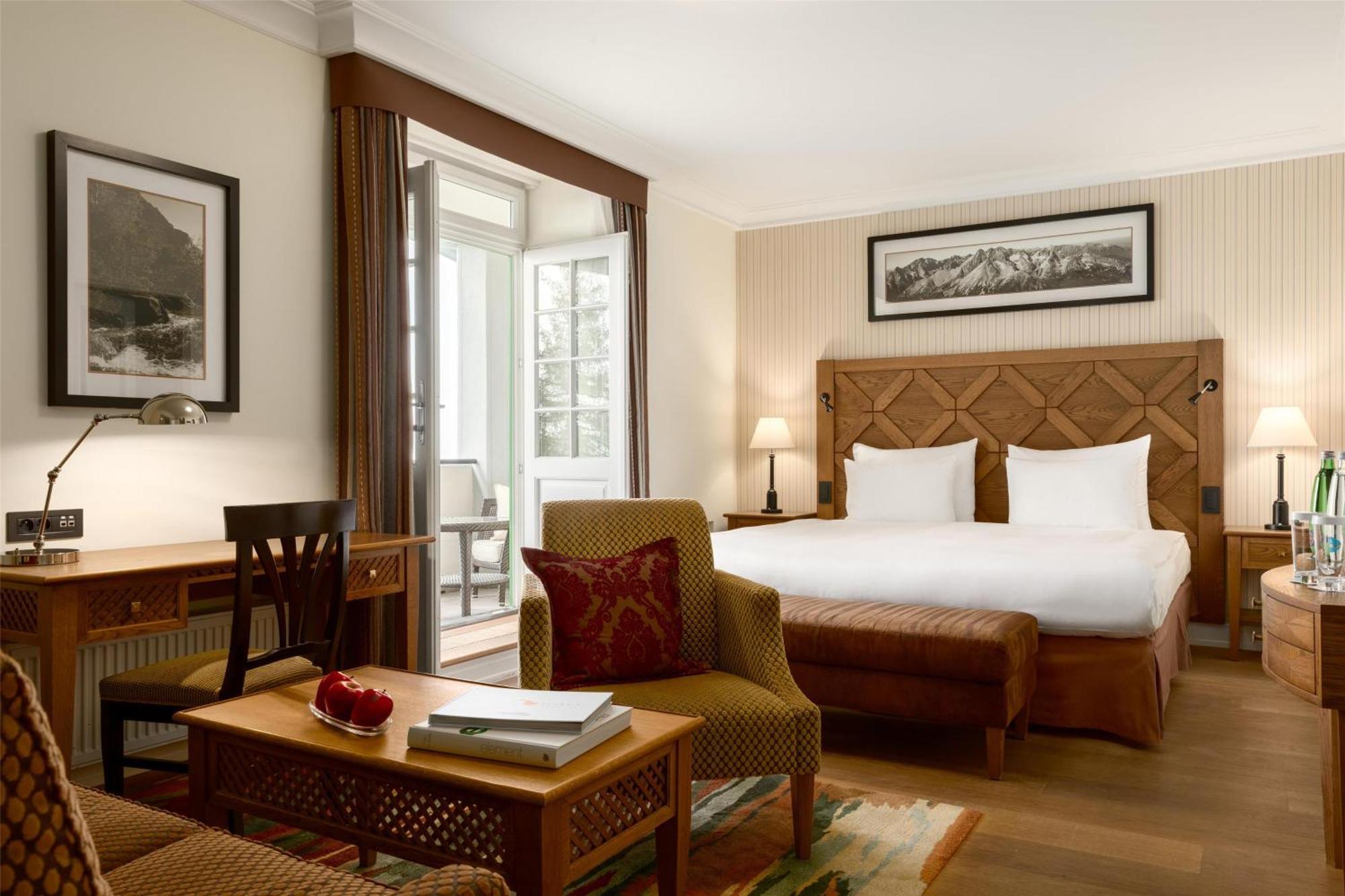 Grand Hotel Kempinski High Tatras Strbske Pleso Exterior foto
