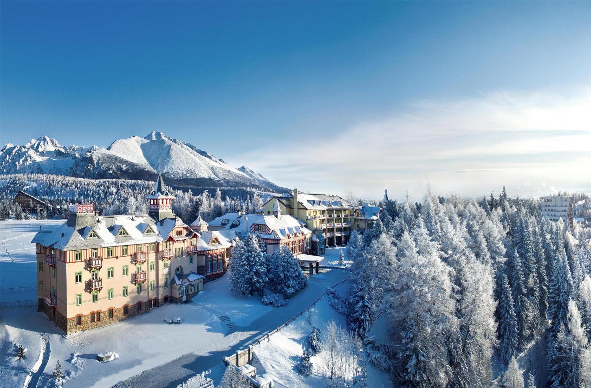 Grand Hotel Kempinski High Tatras Strbske Pleso Exterior foto