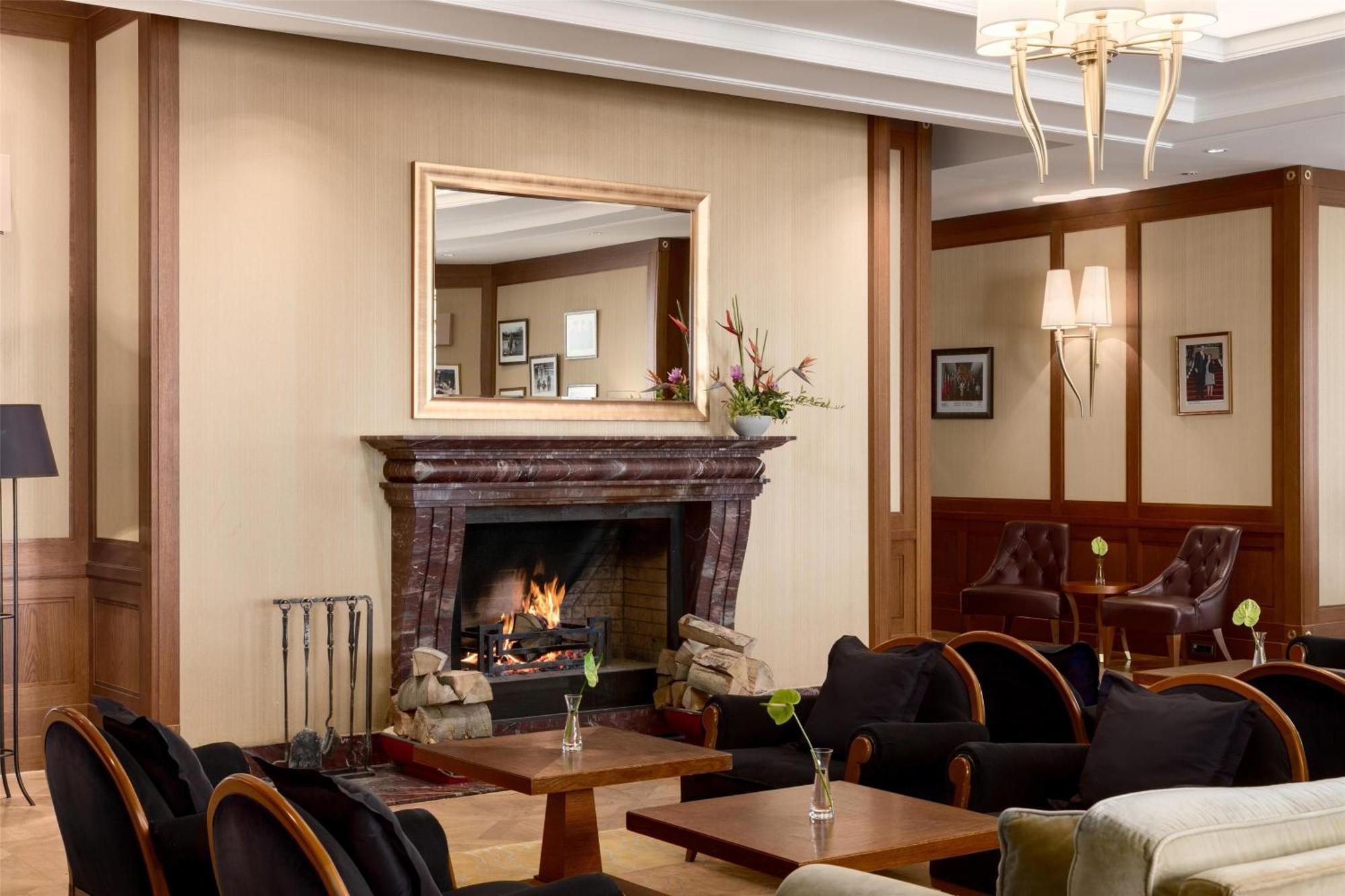 Grand Hotel Kempinski High Tatras Strbske Pleso Exterior foto