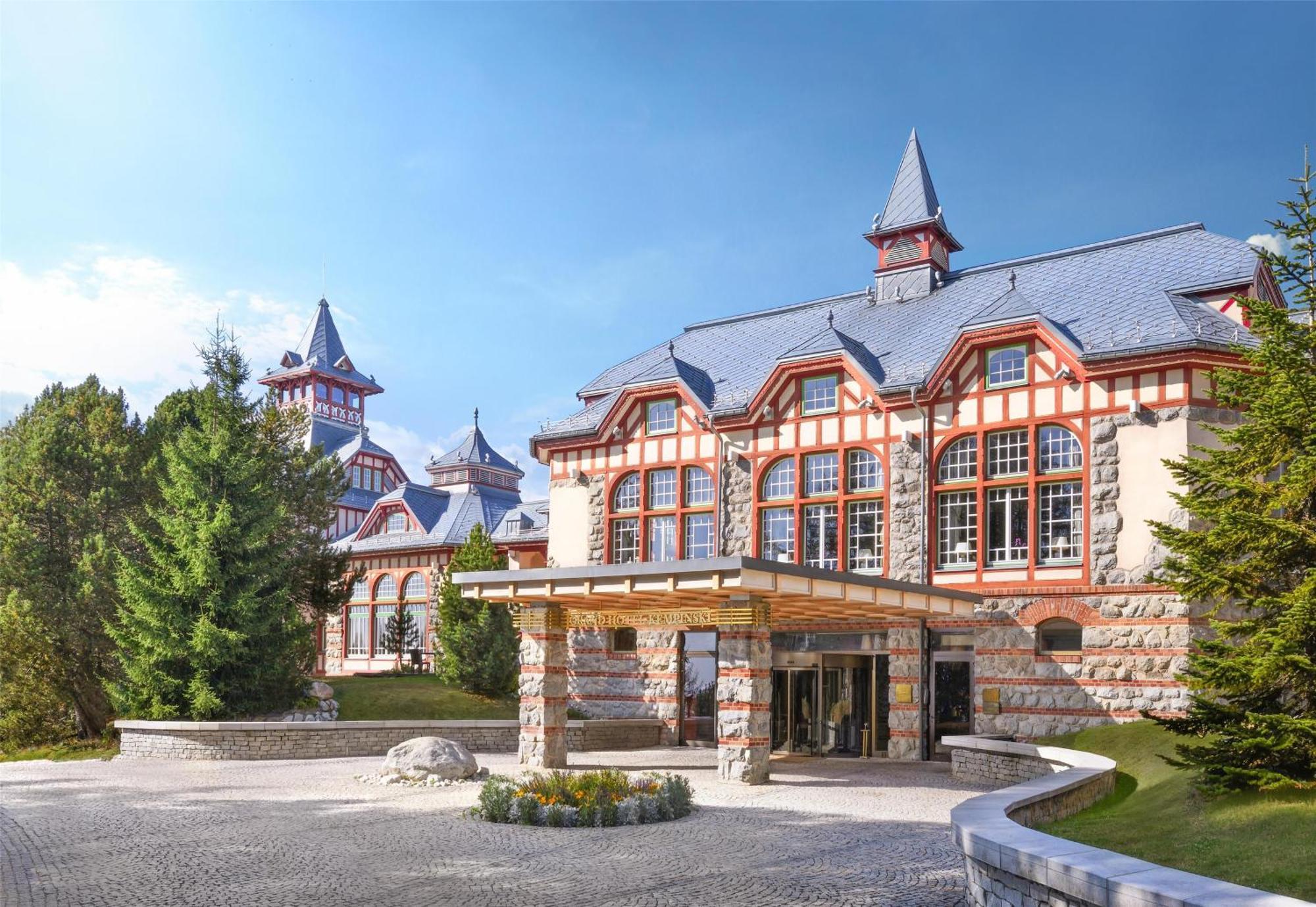Grand Hotel Kempinski High Tatras Strbske Pleso Exterior foto
