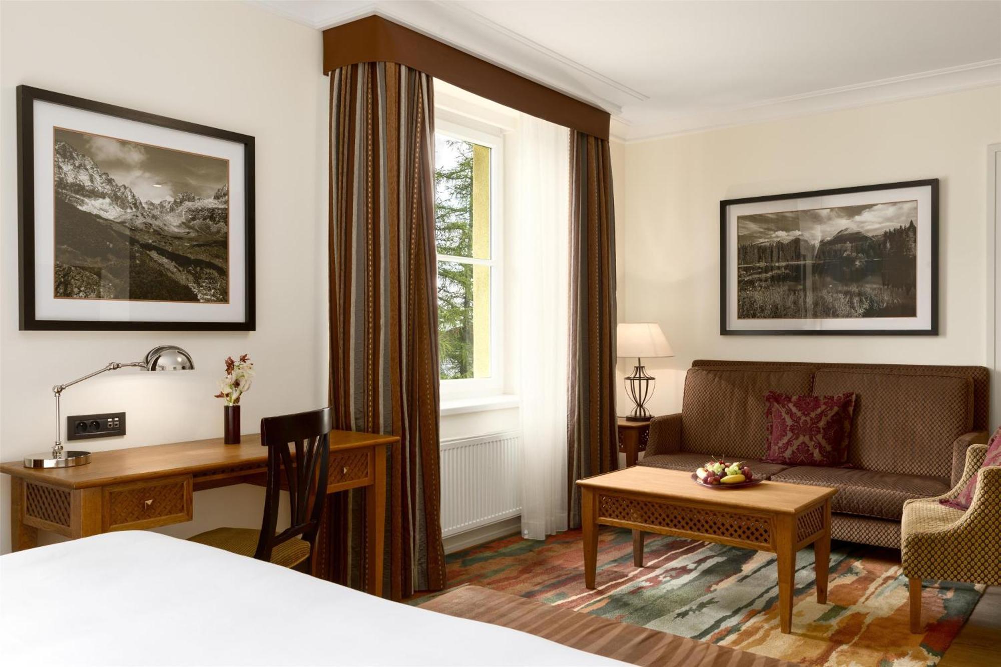 Grand Hotel Kempinski High Tatras Strbske Pleso Exterior foto